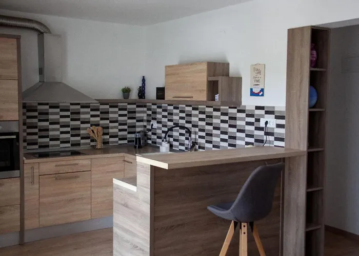 Apartment Mate
