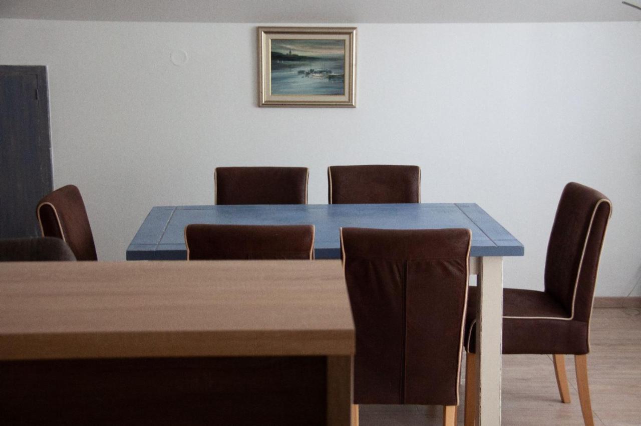 Apartament Mate *