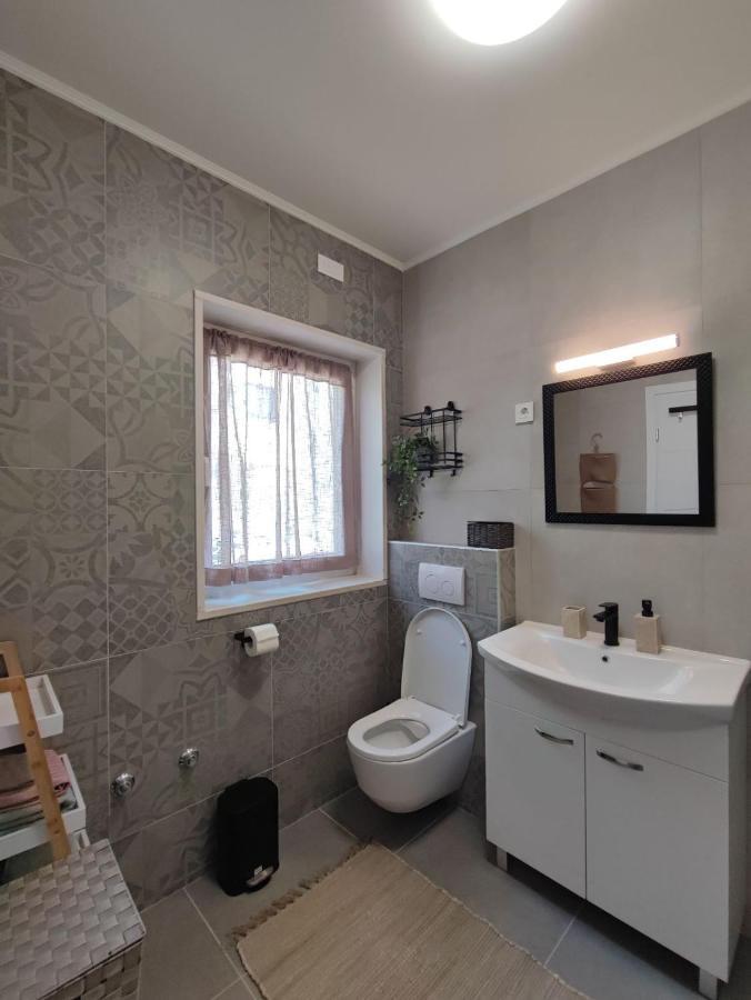 Apartament Mate *