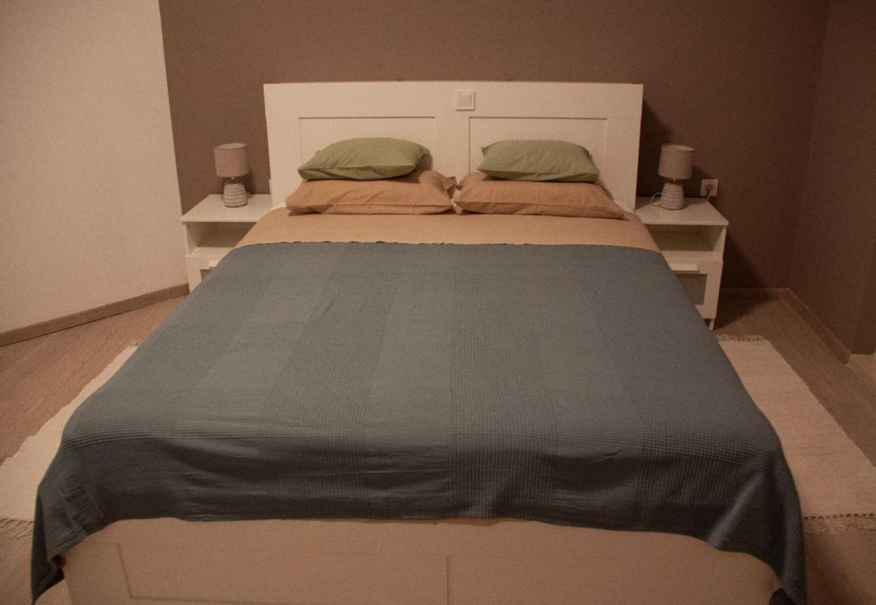 Apartament Mate *